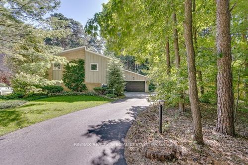 31 Olivers Lane, Caledon East, ON, L7C1G5 | Card Image