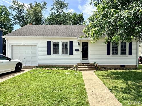 909 E 1st St, Salem, MO, 65560-2603 | Card Image