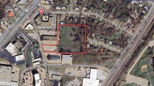 1600 E Hilton St, Sherman, TX, 75090-2624 | Card Image