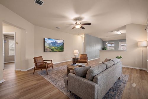 12105 Jamie Dr, Manor, TX, 78653-2053 | Card Image