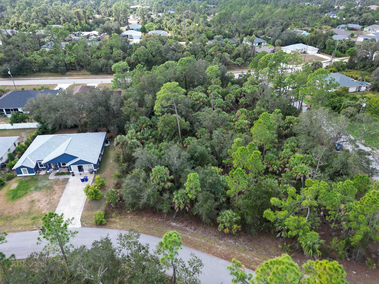 Land in NORTH PORT 2