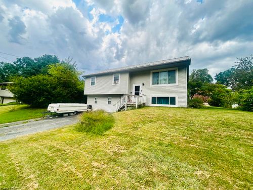 105 Sharon Ln, Kingwood, WV, 26537-1049 | Card Image