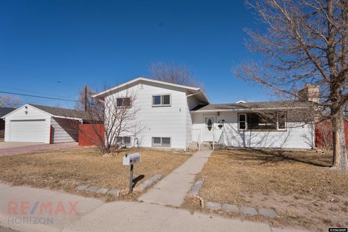 1020 Hamilton Street, Douglas, WY, 82633 | Card Image