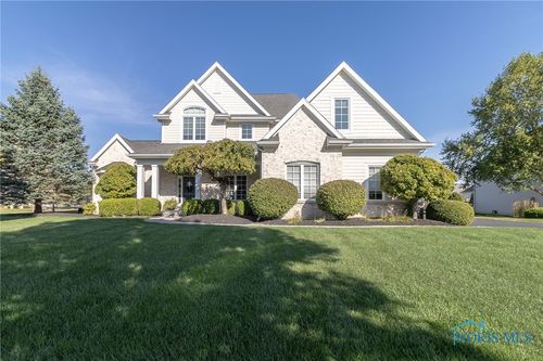 5821 Sweetgum Dr, Monclova, OH, 43542-8601 | Card Image