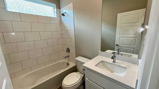 1709 Sparrow St, House other with 5 bedrooms, 4 bathrooms and null parking in Denton TX | Image 13