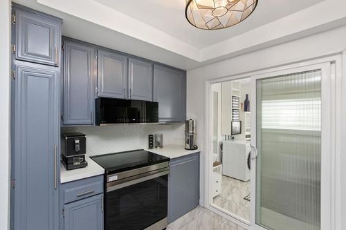 1610 Augusta Plz, Palm Springs, CA, 92264-3806 | Card Image