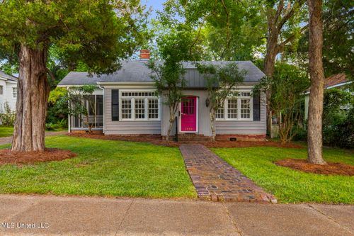 1320 Greymont Ave, Jackson, MS, 39202-1801 | Card Image