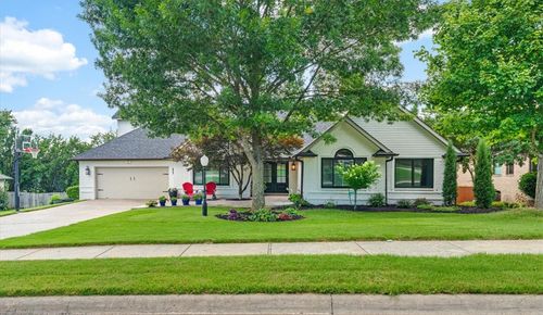 2911 N Charleston Xing, Fayetteville, AR, 72703-4855 | Card Image