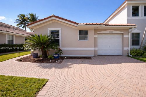 4760 Sw 163rd Pl, Miami, FL, 33185-5116 | Card Image