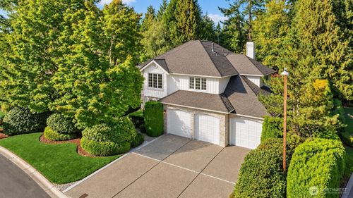 2736 258th Pl Se, Sammamish, WA, 98075-7925 | Card Image