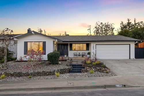 1683 Escalante Way, Burlingame, CA, 94010-5852 | Card Image