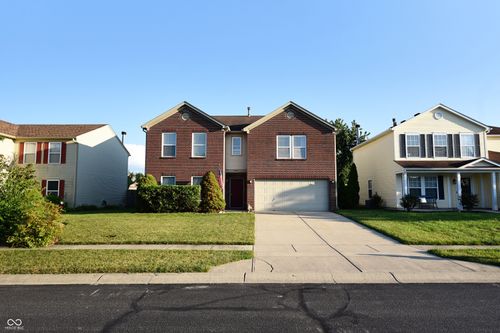 6827 W Burlington Dr, Mccordsville, IN, 46055-6000 | Card Image