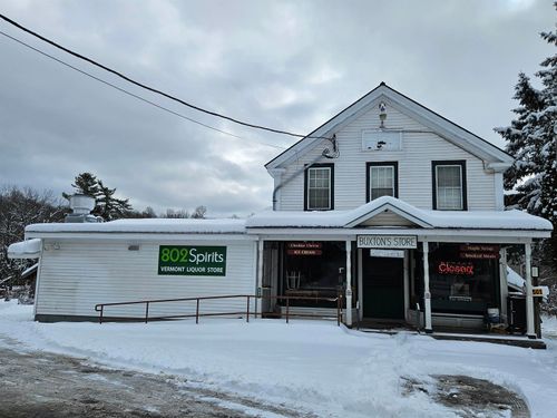 499 Main St, Orwell, VT, 05760-9621 | Card Image