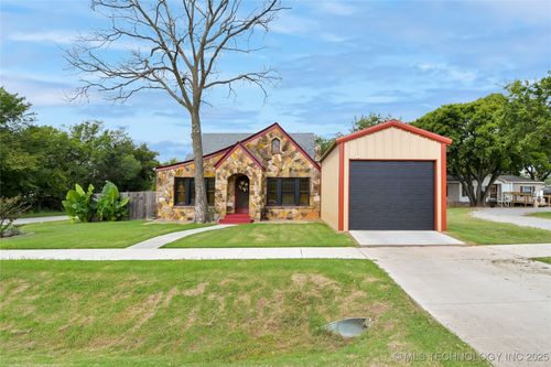 420 S 5th St, Ringling, OK, 73456-2129 | Card Image