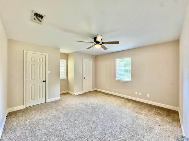 308 N Dogwood St, House other with 2 bedrooms, 2 bathrooms and null parking in Ore City TX | Image 18