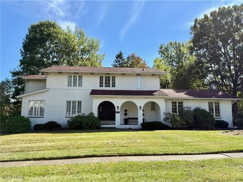3317 Morewood Rd, Fairlawn, OH, 44333-3458 | Card Image