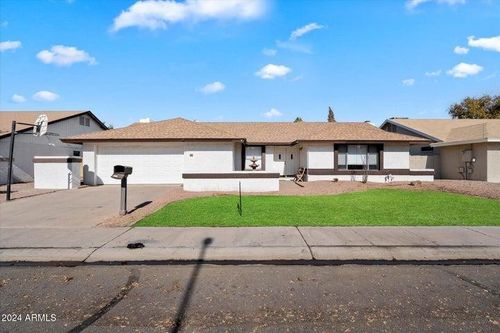 624 W Mcnair St, Chandler, AZ, 85225-1826 | Card Image