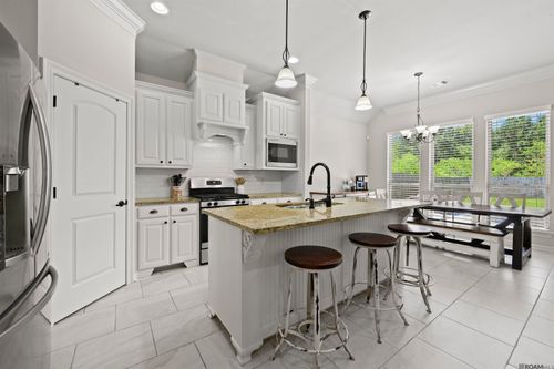 11427 Oak Run Dr, Geismar, LA, 70734-3092 | Card Image