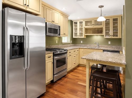 304-1415 Commonwealth Ave, Boston, MA, 02135-6211 | Card Image