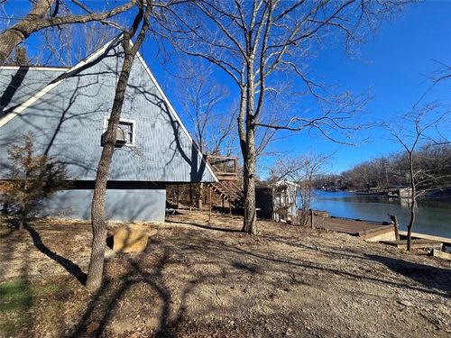 393 W Sugar Lake Dr, Mound City, KS, 66056-5496 | Card Image
