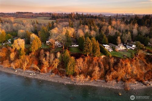 8617 Semiahmoo Dr, Blaine, WA, 98230-9314 | Card Image