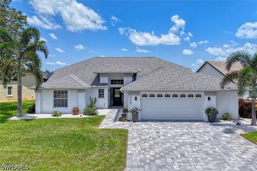 22589 Island Lakes Dr, Estero, FL, 33928-2338 | Card Image