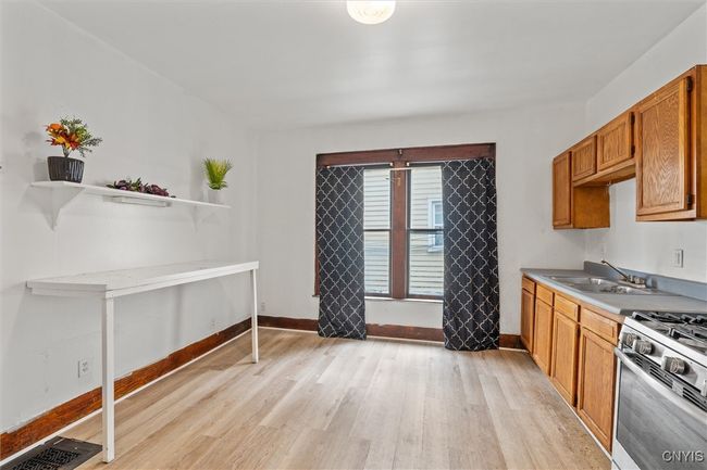 7 - 905 Tallman St, Home with 6 bedrooms, 4 bathrooms and null parking in Syracuse NY | Image 9