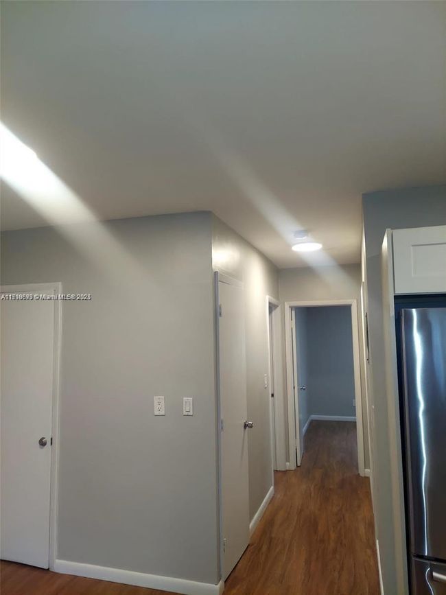APT-4 - 7430 Carlyle Ave, Condo with 2 bedrooms, 1 bathrooms and null parking in Miami Beach FL | Image 7