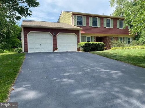 46 Hamilton Ln S, Plainsboro, NJ, 08536 | Card Image