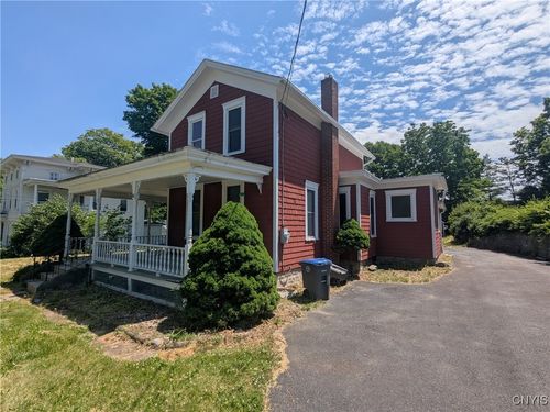 118 Smith St, Manlius, NY, 13104-1822 | Card Image