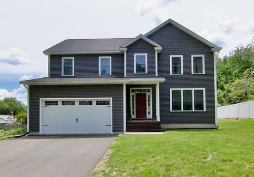103 Oak Hollow Rd, Springfield, MA, 01128-1334 | Card Image