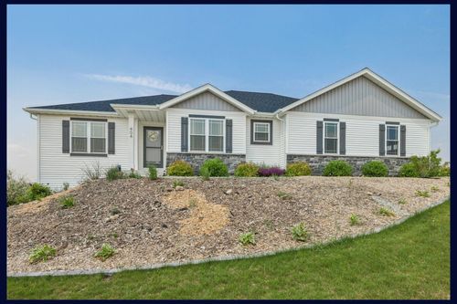 404 Midge St, Johnson Creek, WI, 53038-9496 | Card Image