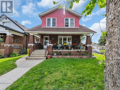 1407 Hall Ave, Windsor, ON, N8X4R5 | Card Image