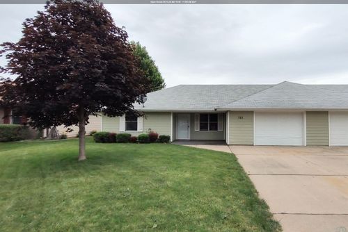 322 Lakeshore Dr, McCook Lake, SD, 57049-4001 | Card Image
