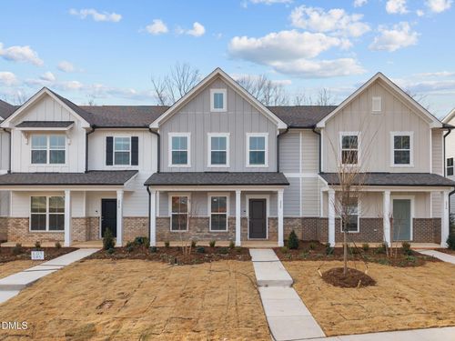 272 Fosterton Cottage Way, Raleigh, NC, 27603 | Card Image