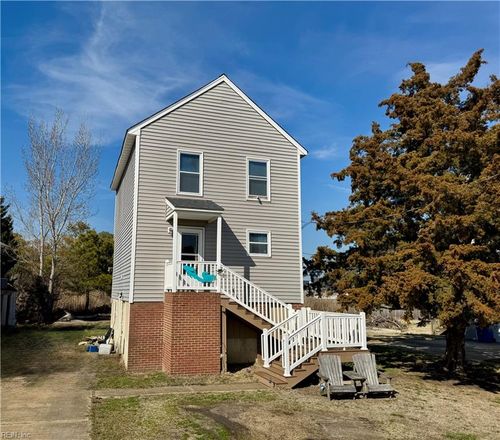 131 Messick Rd, Poquoson, VA, 23662-1809 | Card Image