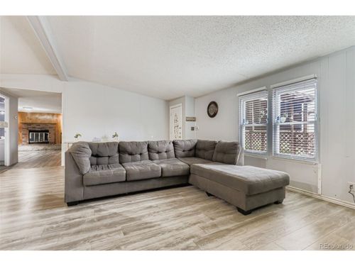 5540 Vallejo St, Denver, CO, 80221-1448 | Card Image
