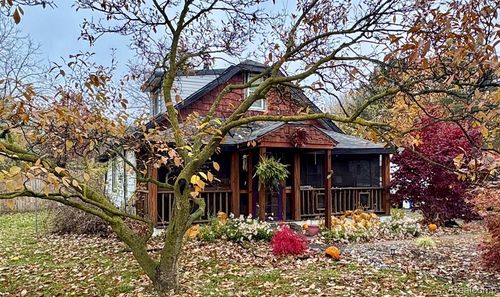 2721 Marlington Rd, Waterford, MI, 48329-3645 | Card Image