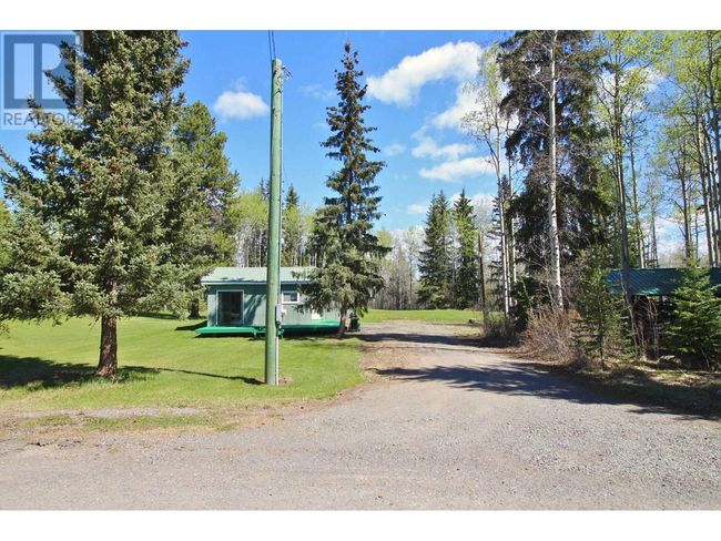 3970 Drive In Rd, House other with 2 bedrooms, 1 bathrooms and null parking in Houston BC | Image 37