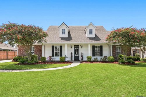 12031 Coueron Dr, Saint Amant, LA, 70774-3565 | Card Image