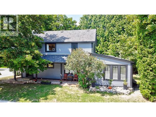 1821 Falls St, Nelson, BC, V1L1K1 | Card Image