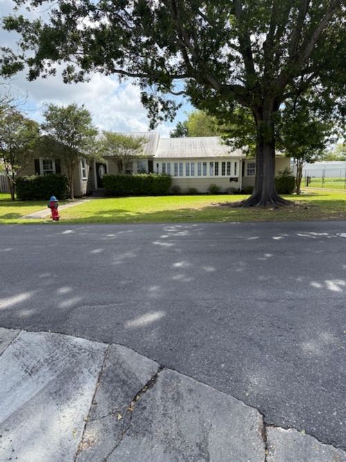 603 Lafourche Dr, Thibodaux, LA, 70301-2525 | Card Image