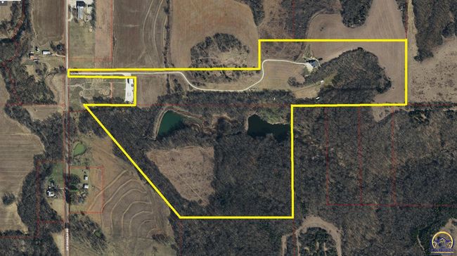 6010 Sw Douglas Rd, House other with 3 bedrooms, 3 bathrooms and null parking in Topeka KS | Image 57