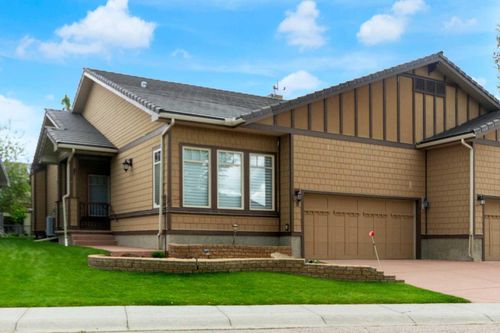 8 Bridle Estates Manor Sw, Calgary, AB, T2Y5A7 | Card Image