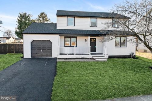 720 Harrison St, Riverside, NJ, 08075-3422 | Card Image