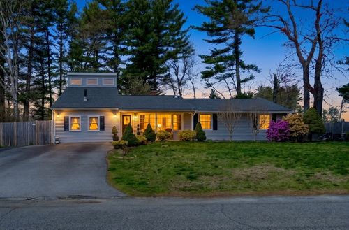 49 Francine Rd, Raynham, MA, 02767-1204 | Card Image