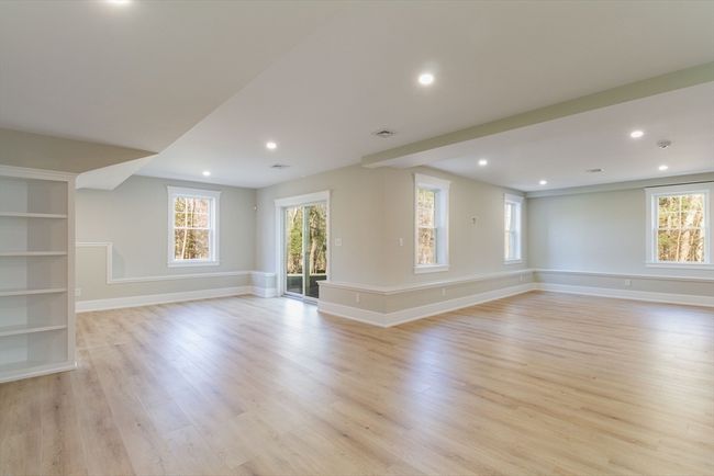 116 Winthrop St, House other with 4 bedrooms, 4 bathrooms and 6 parking in Medway MA | Image 40