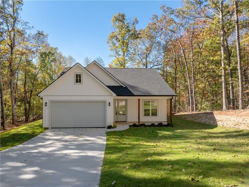 106 Cub Ct, Westminster, SC, 29693-6242 | Card Image
