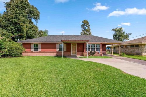 1107 Mitchell St, Lake Charles, LA, 70607-1933 | Card Image