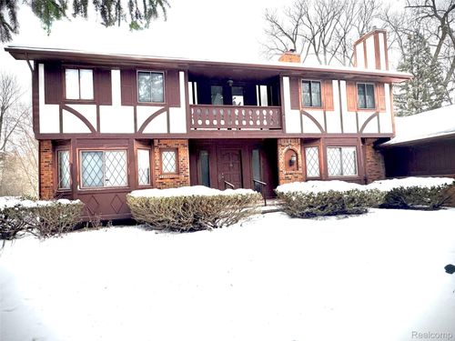 1250 Club Dr, Bloomfield Hills, MI, 48302-0906 | Card Image